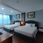 Hanoi Vacanza Premier Hotel