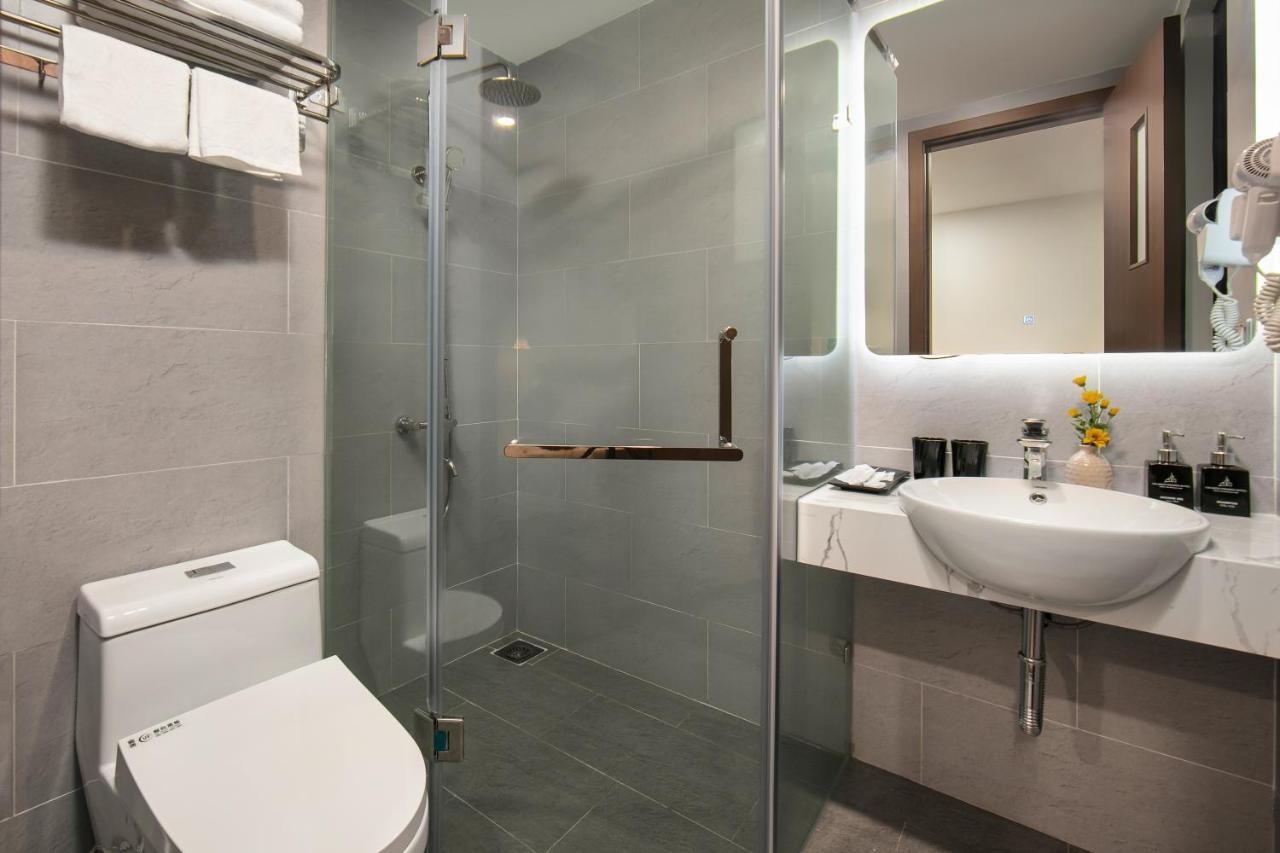 Premier Hotel 4*